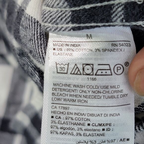 Bundle of 2 Slim-Fit Built-In Flex Everyday Plaid & Red Shirt Men's Size M - Picture 6 of 12